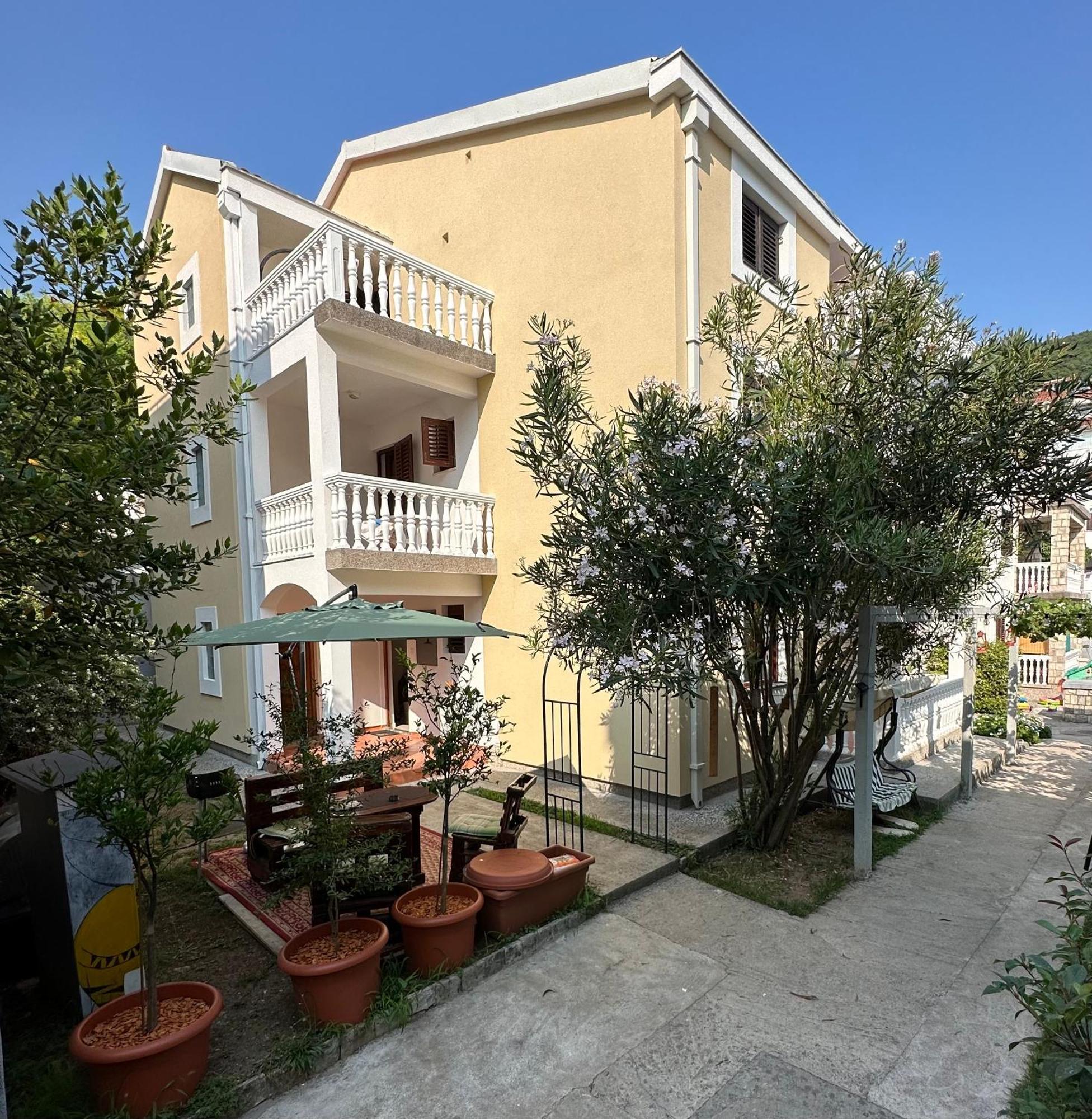 Appartamento Dionis Budua Esterno foto