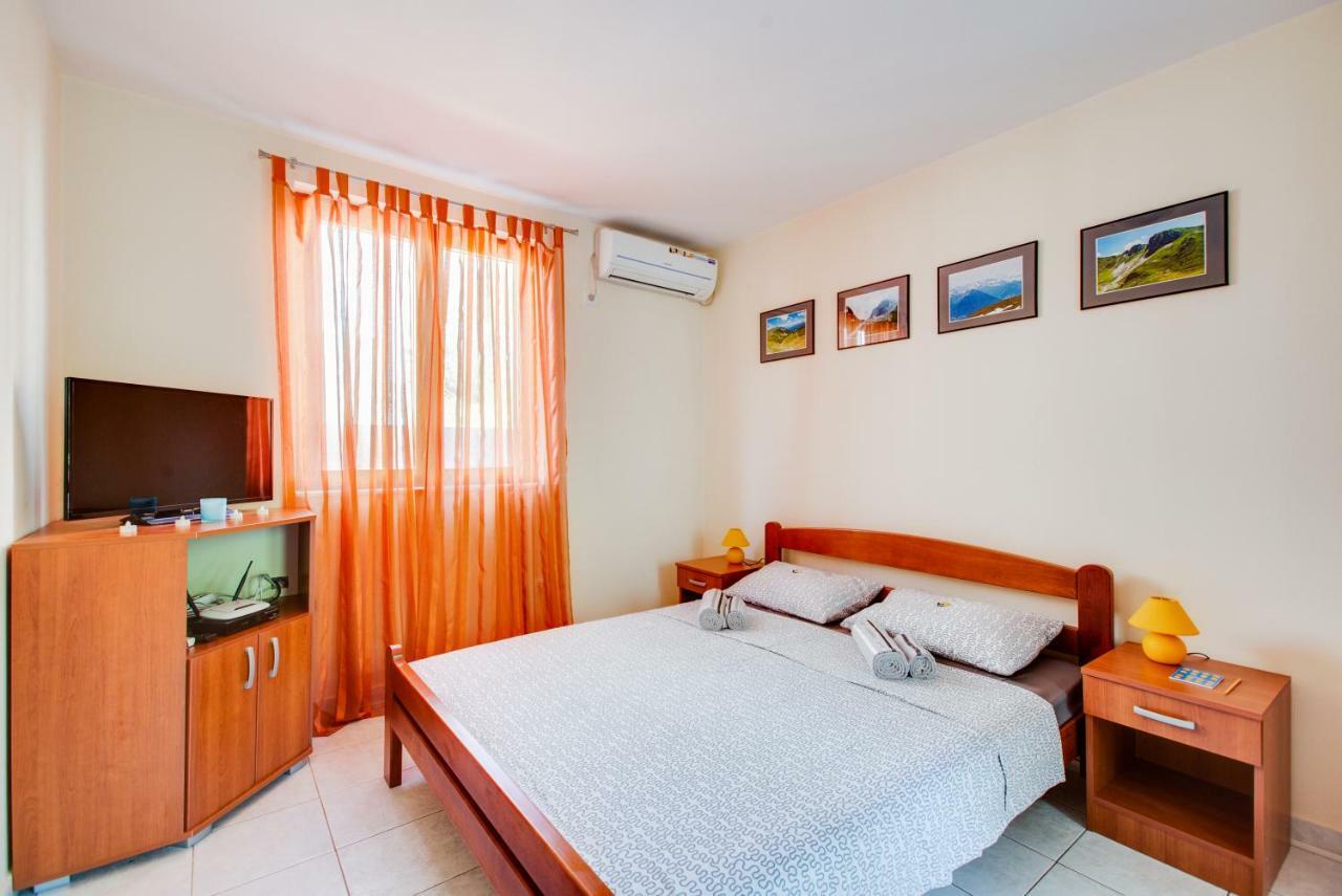 Appartamento Dionis Budua Esterno foto