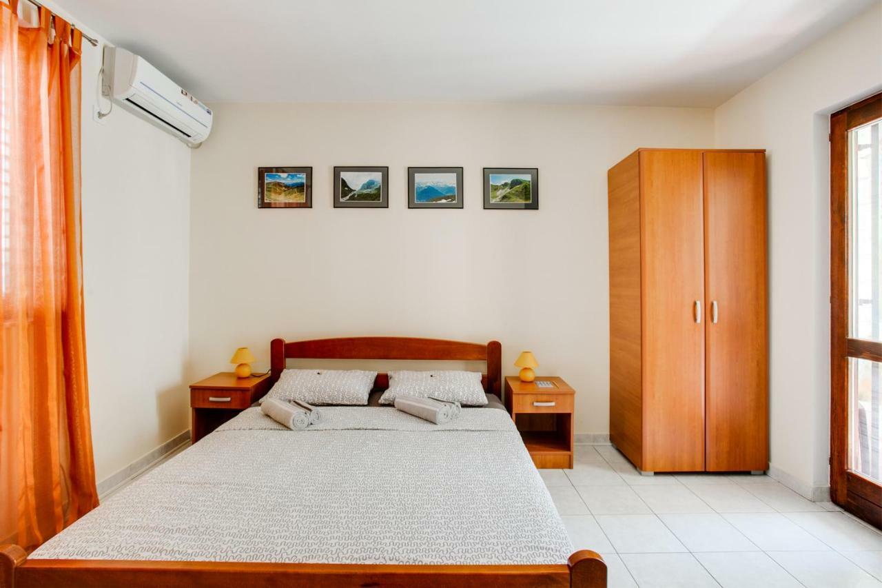 Appartamento Dionis Budua Esterno foto